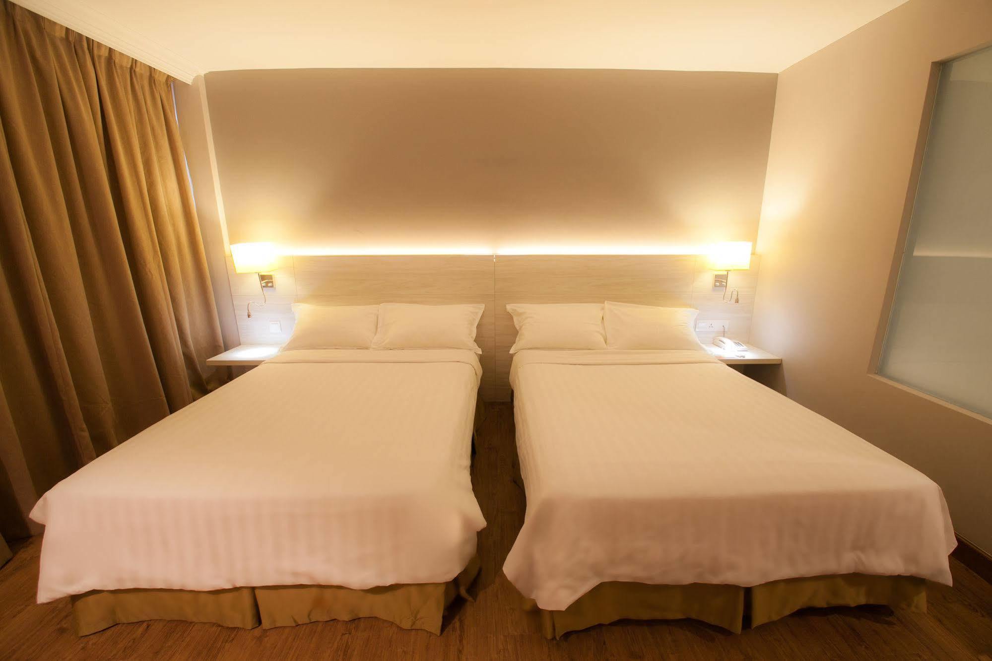 Hotel Malaysia Джорджтаун Экстерьер фото
