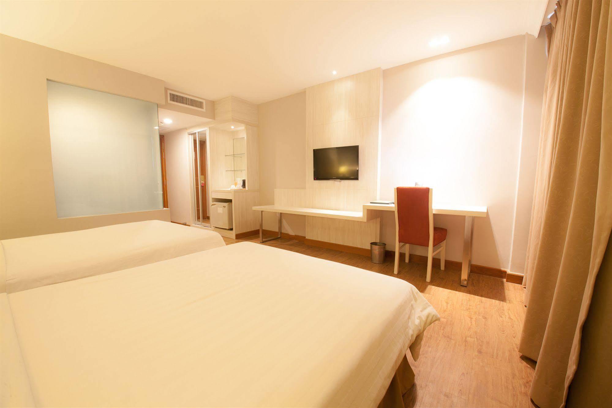 Hotel Malaysia Джорджтаун Экстерьер фото
